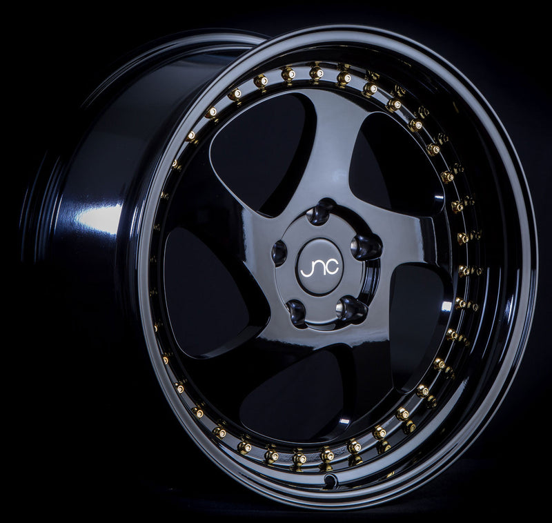 JNC-JNC034-Gloss-Black-Gold-Rivets-Black-18x8.5-73.1-wheels-rims-felger-FelgGiganten