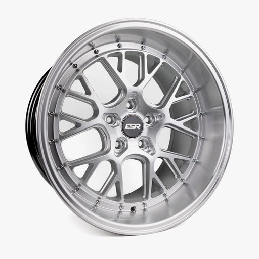 ESR-CS11-Hyper-Silver-Silver-18x10.5-72.6-wheels-rims-felger-FelgGiganten